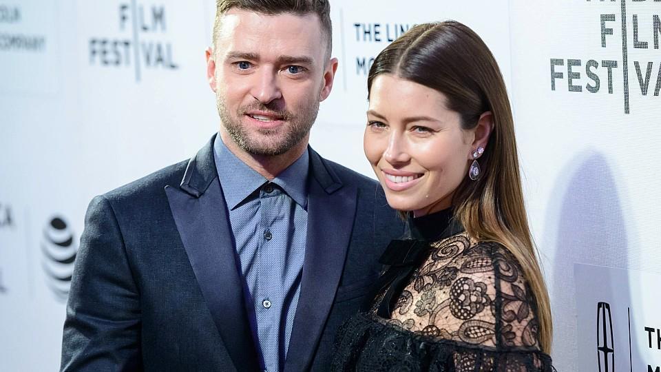 Oops! Jessica Biel sleeps Date with Justin Timberlake
