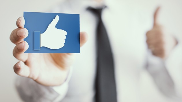 'Like' button- Websites with responsibility