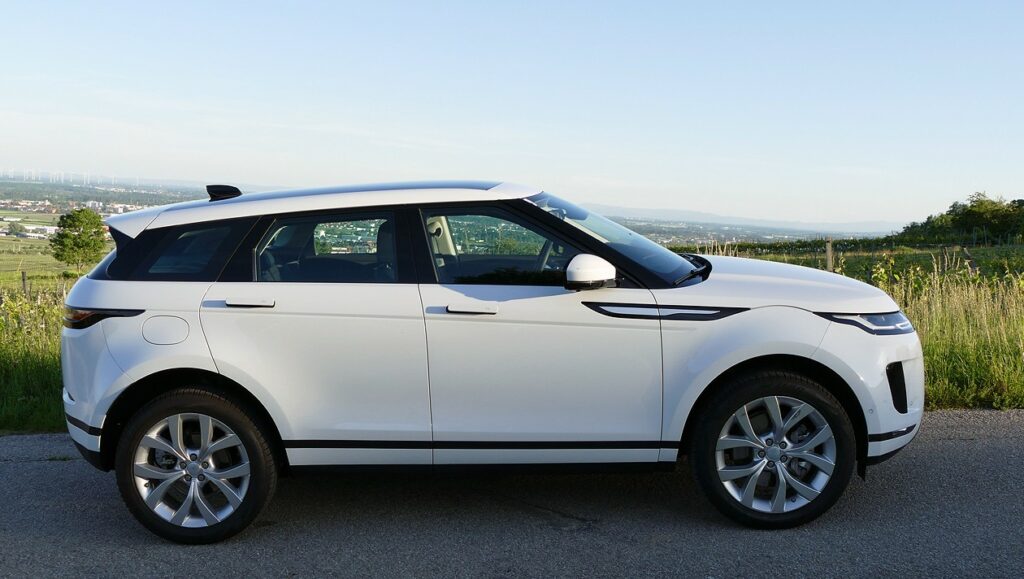 Range Rover Evoque: Travel as packed in cotton